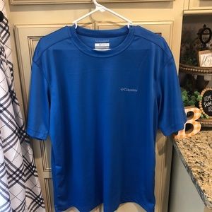 Columbia shirt for men-size large